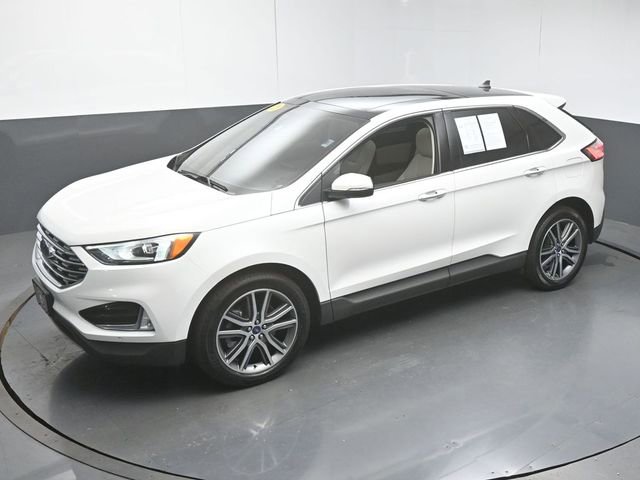 Used 2021 Ford Edge Titanium image 44
