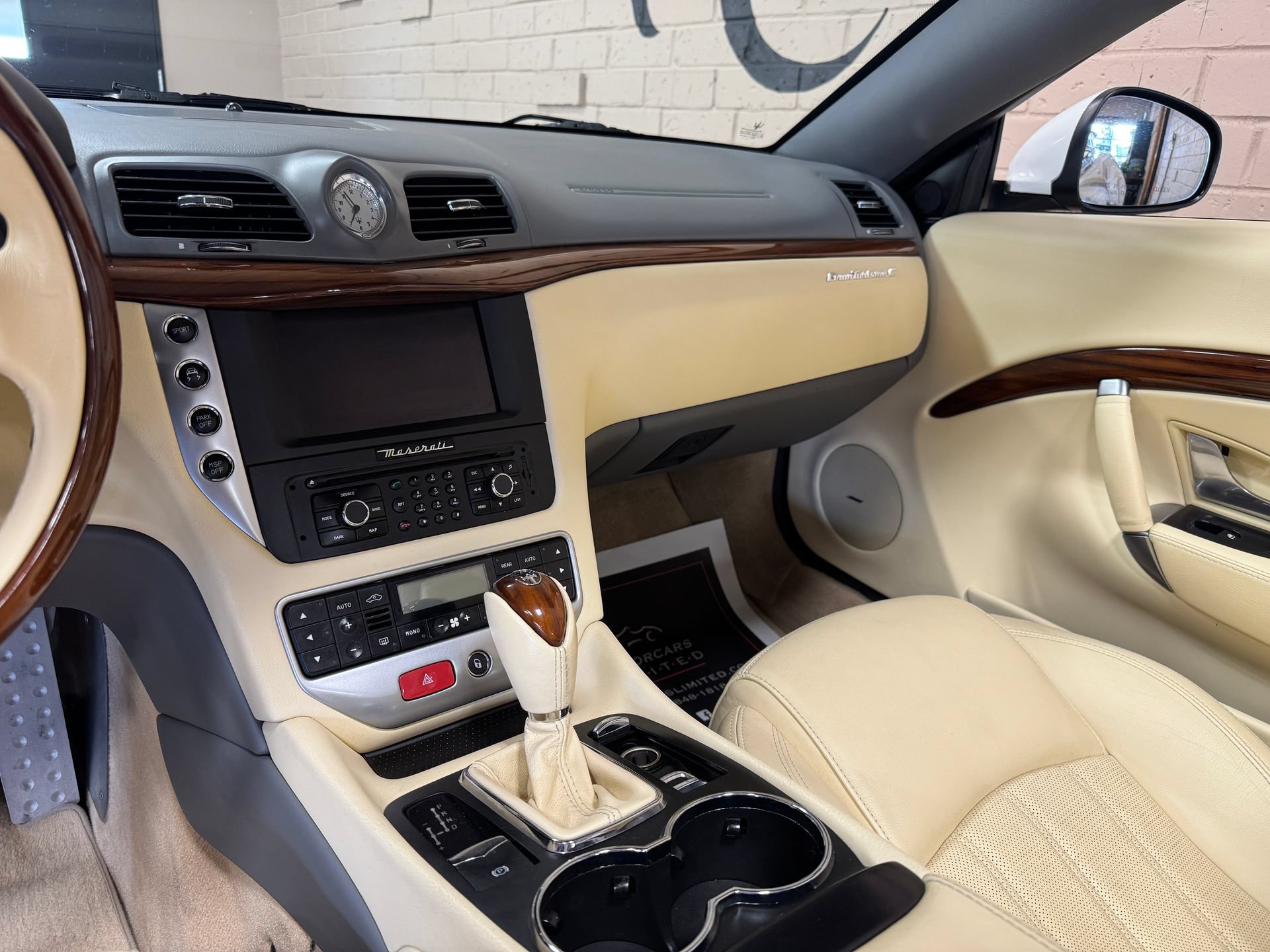 Used 2011 Maserati GranTurismo Convertible RWD image 69