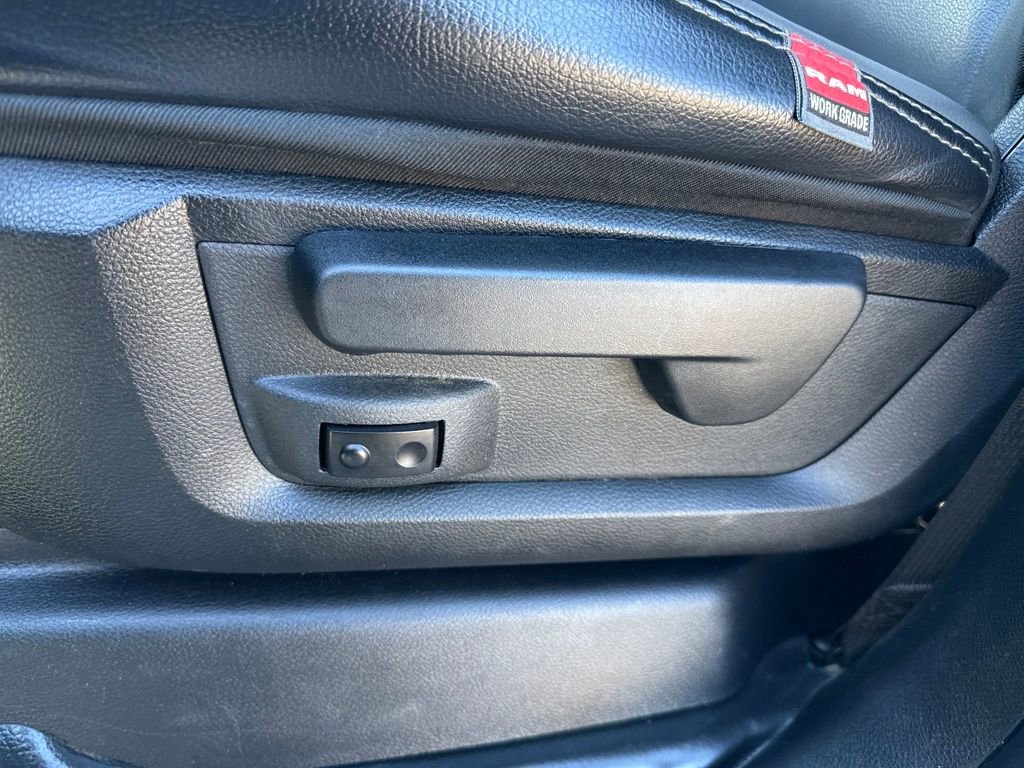 Used 2023 RAM 3500 Tradesman w/ Chrome Appearance Group image 26