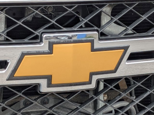 Used 2014 Chevrolet Silverado 2500 LT w/ Custom Sport Truck Package image 27