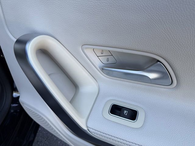 Used 2022 Mercedes-Benz A 220 4MATIC image 31