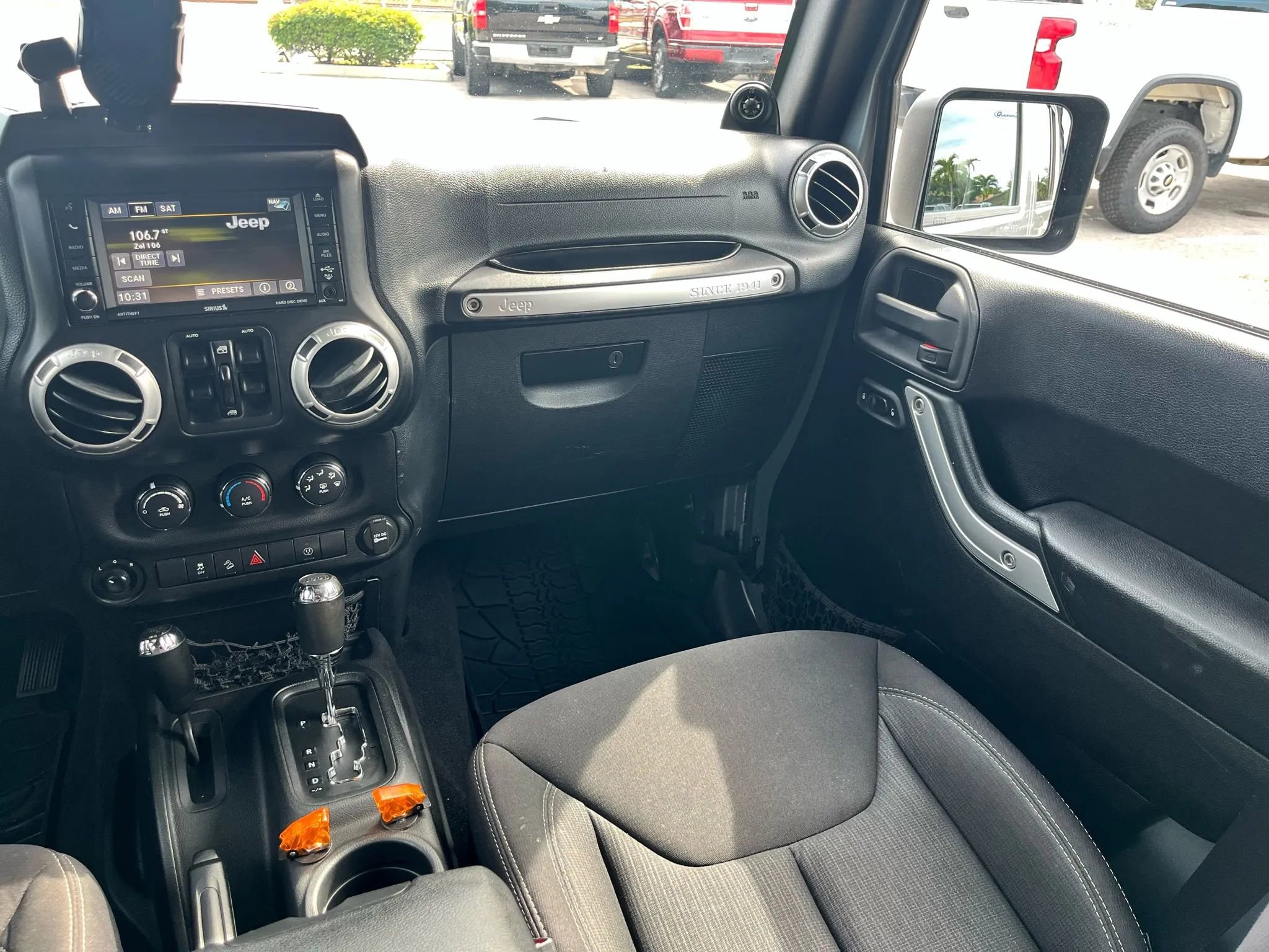 Used 2013 Jeep Wrangler Unlimited Sahara w/ Connectivity Group image 21