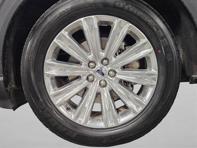 Used 2020 Ford Explorer Limited w/ Class III Trailer Tow Package RWD image 24