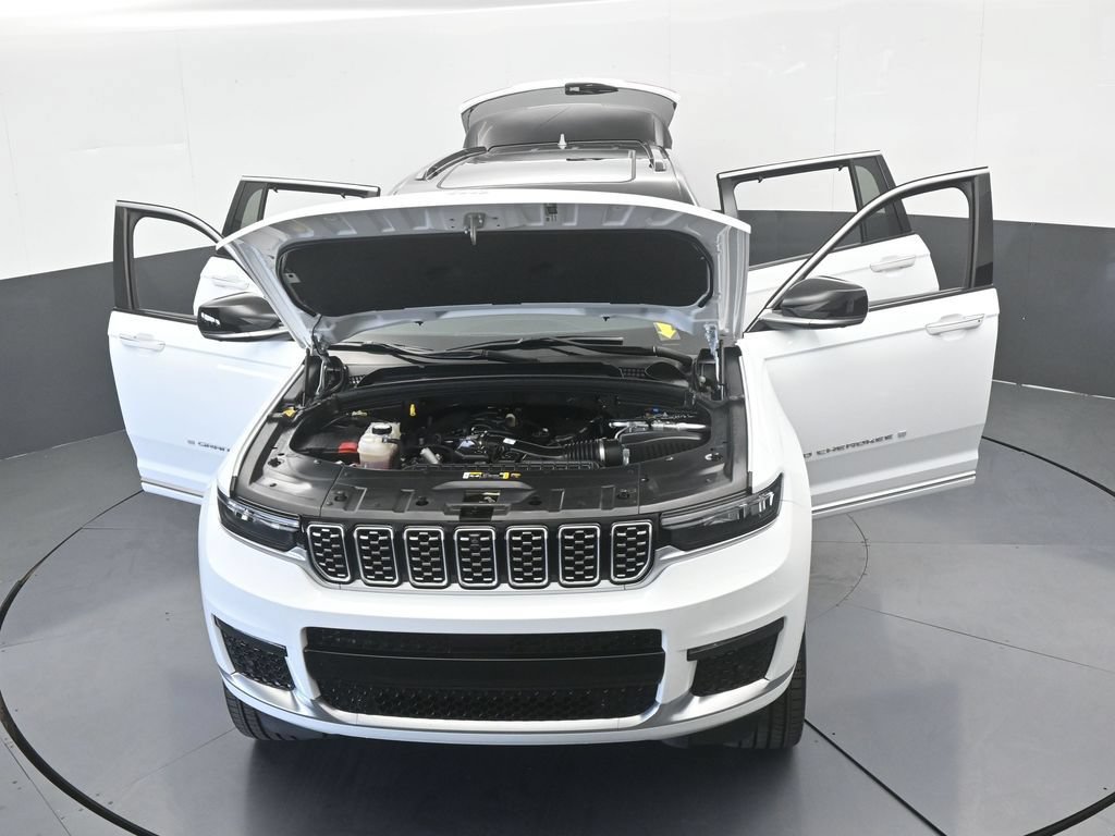 New 2025 Jeep Grand Cherokee L Summit AWD/4WD image 95