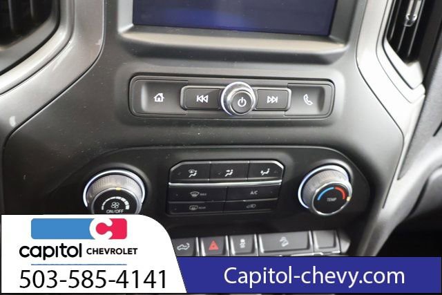 Used 2026 Chevrolet Silverado 1500 Custom Trail Boss w/ Turbomax Blackout Package image 19