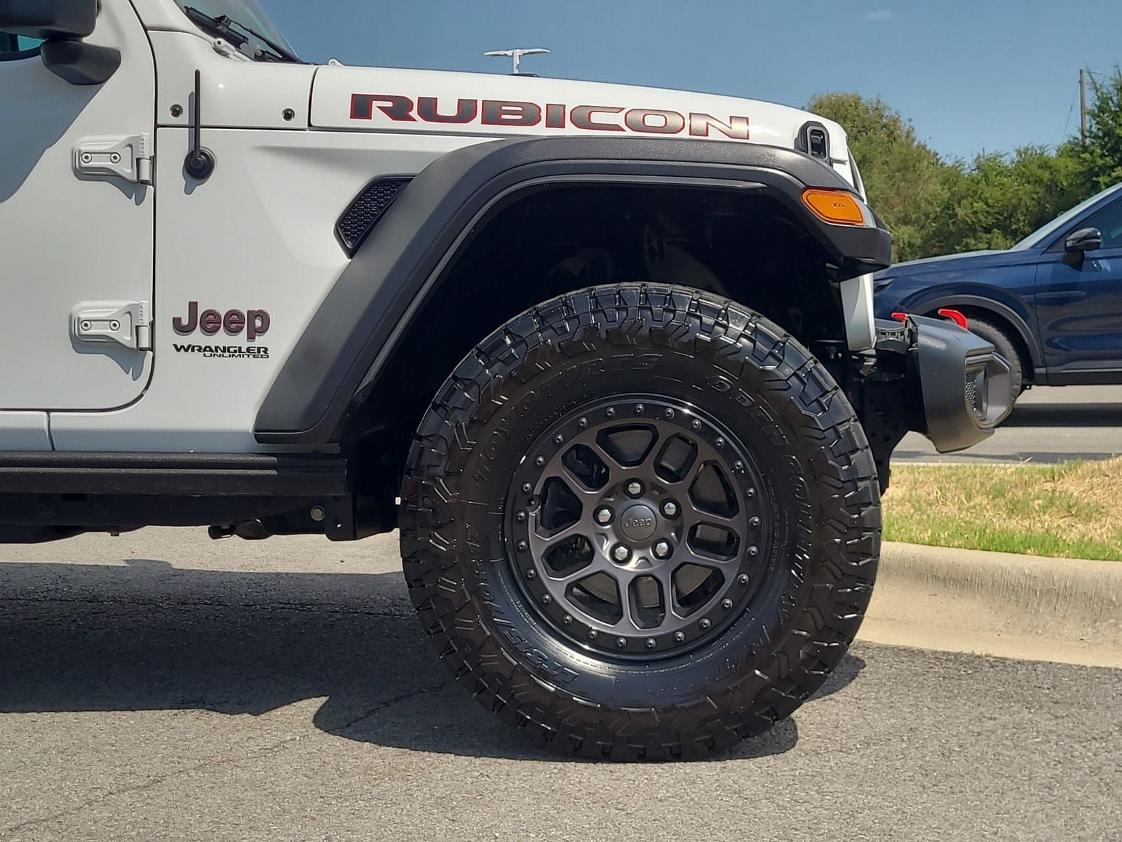 Used 2022 Jeep Wrangler Unlimited Rubicon AWD/4WD image 9