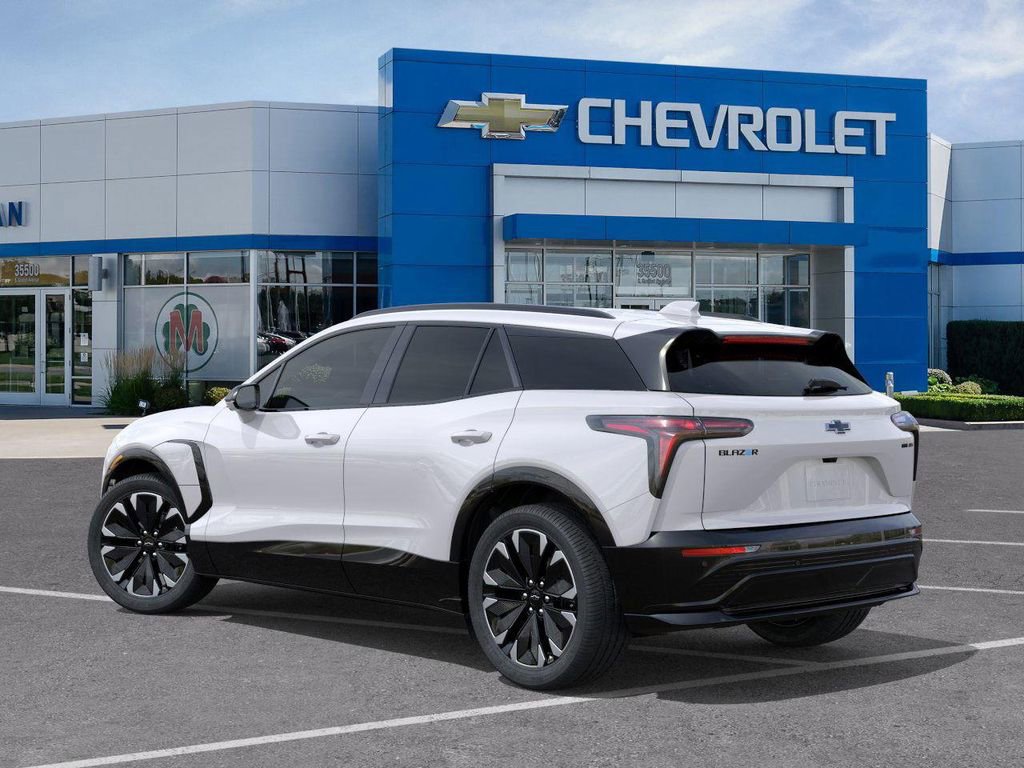 New 2025 Chevrolet Blazer EV RS image 3