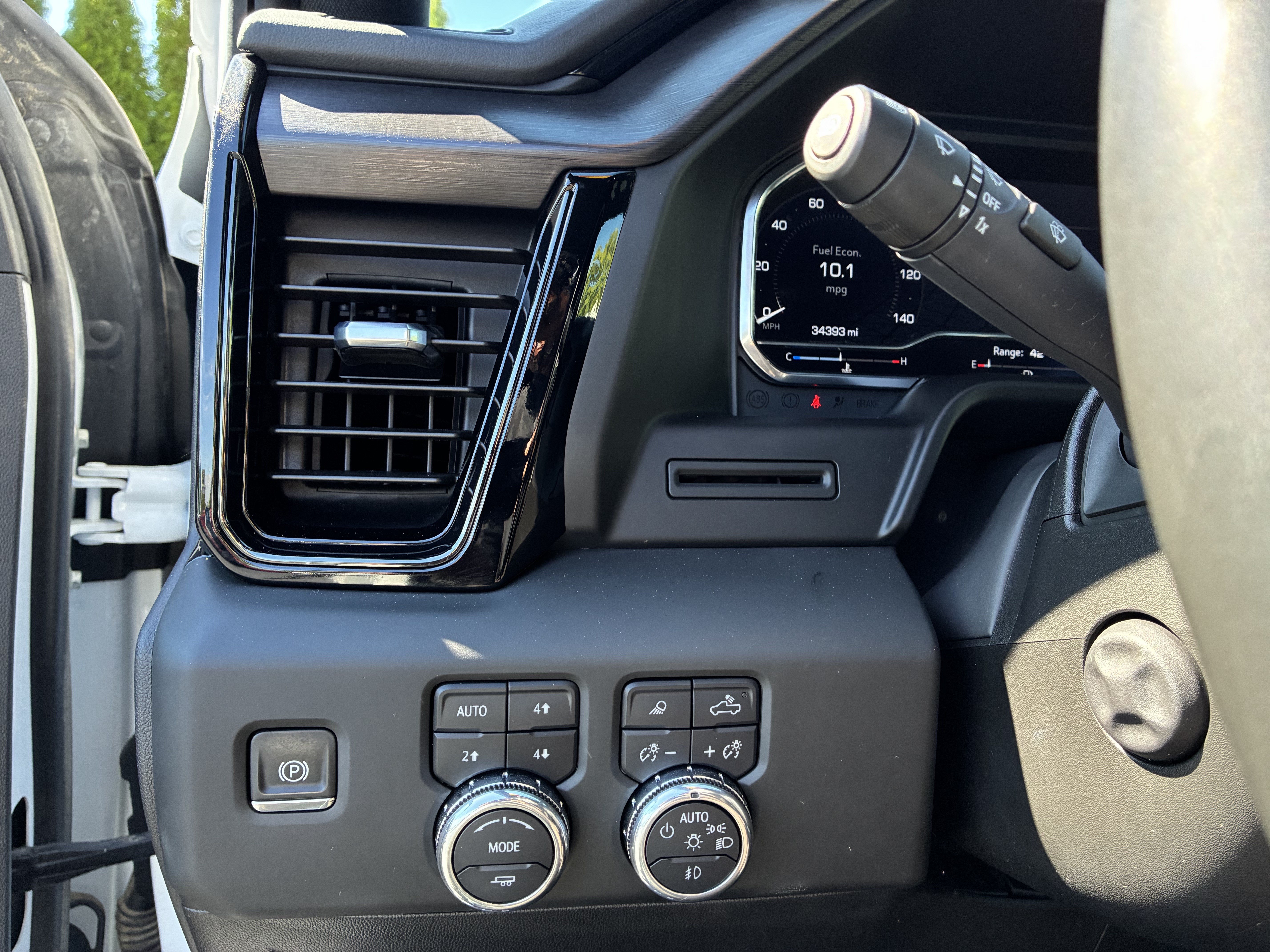 Used 2025 GMC Sierra 1500 AT4 AWD/4WD image 27