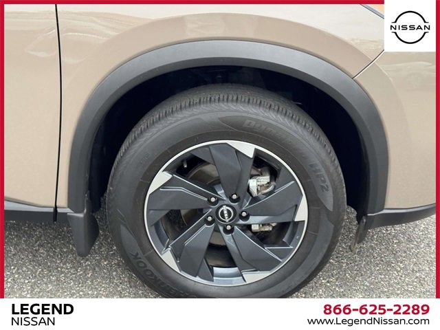 Certified 2024 Nissan Rogue SV image 8