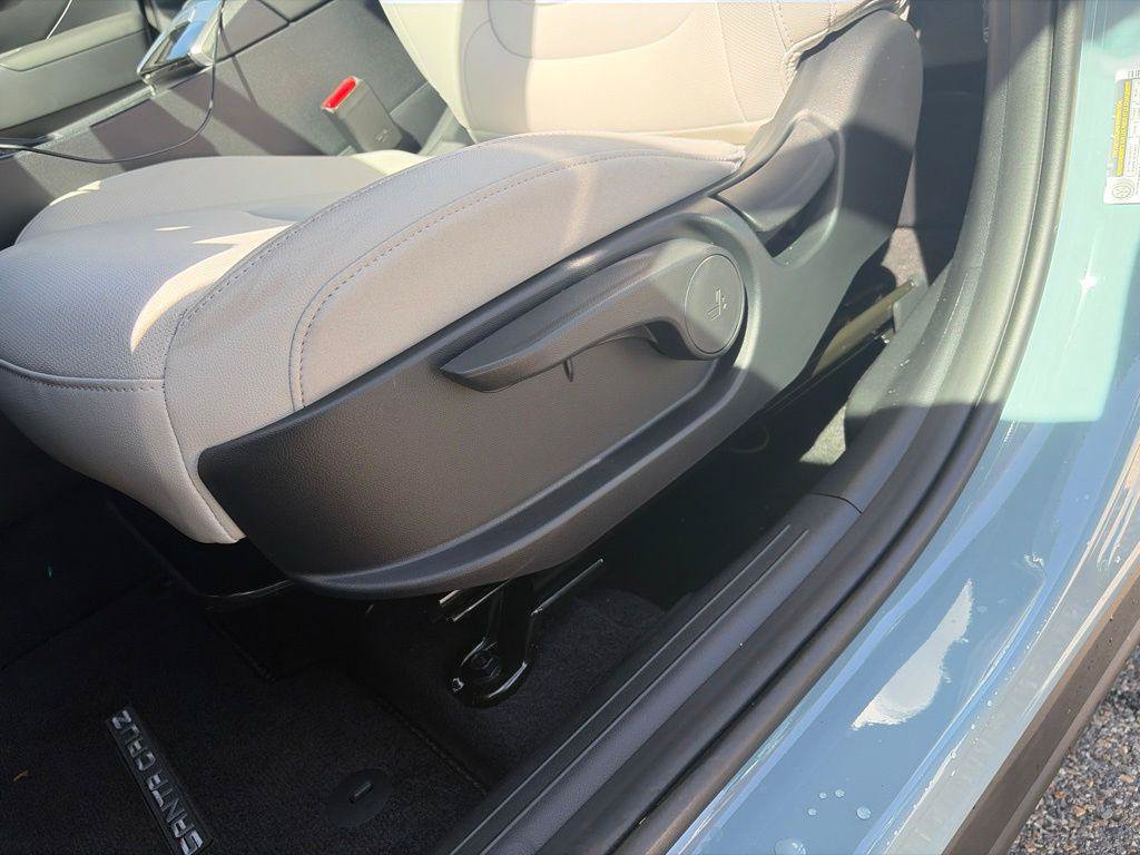 New 2027 Hyundai Santa Cruz SE AWD/4WD image 11