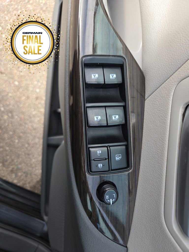 Used 2017 Toyota Sienna XLE image 23