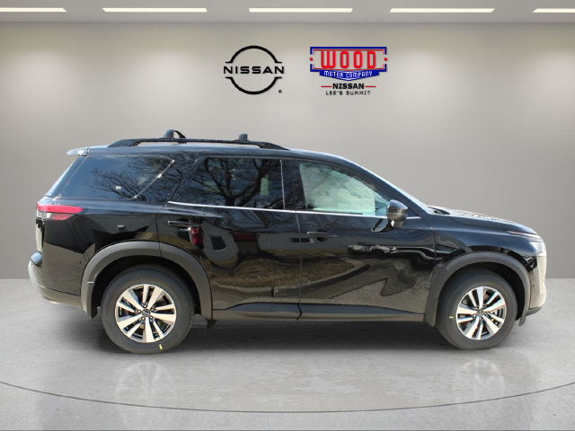 New 2026 Nissan Pathfinder SL AWD/4WD image 2