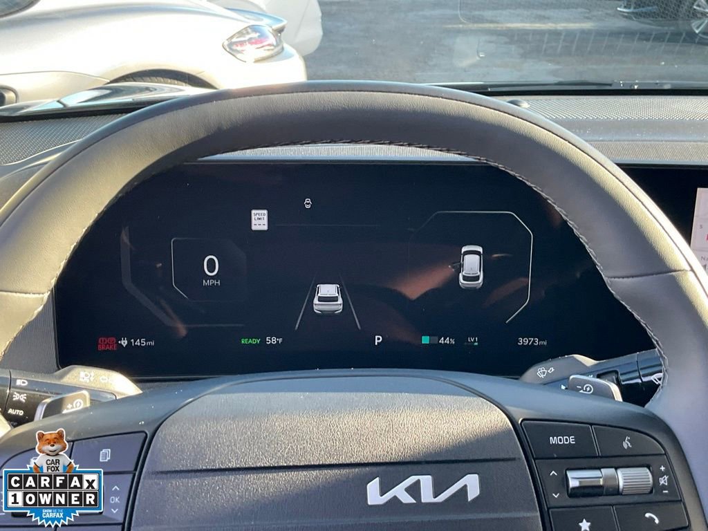 Used 2025 Kia EV6 Light w/ Light LR Technology Package image 40