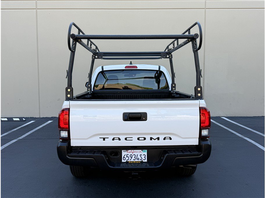 Used 2023 Toyota Tacoma SR RWD image 5