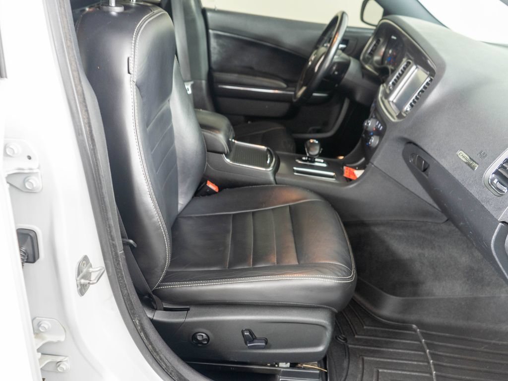 Used 2013 Dodge Charger SXT Plus AWD/4WD image 8