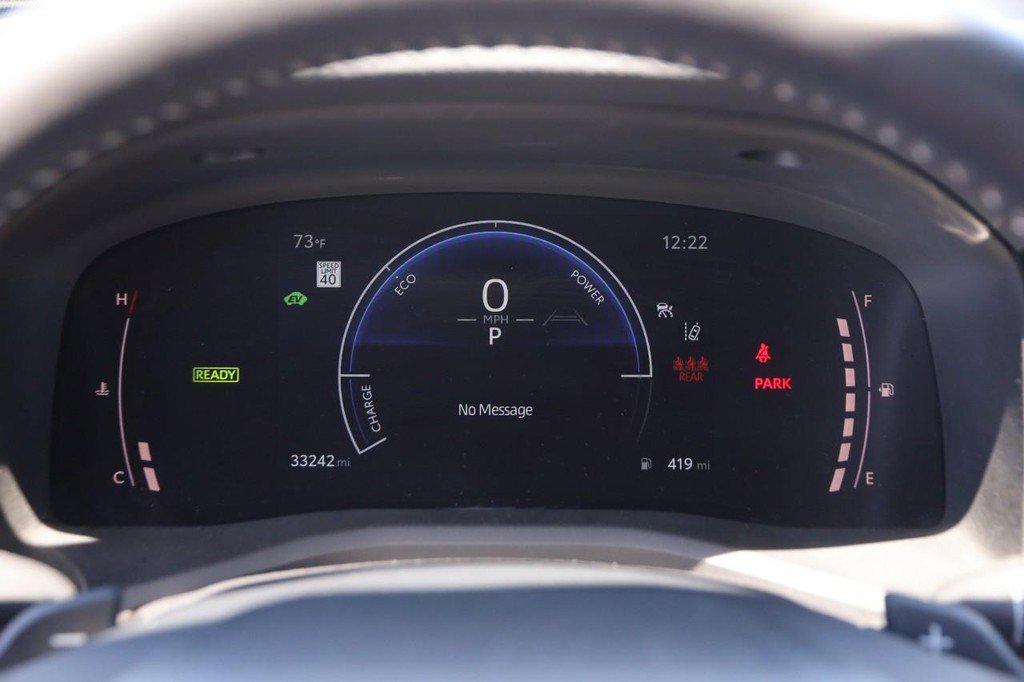 Used 2025 Toyota Camry SE FWD image 13