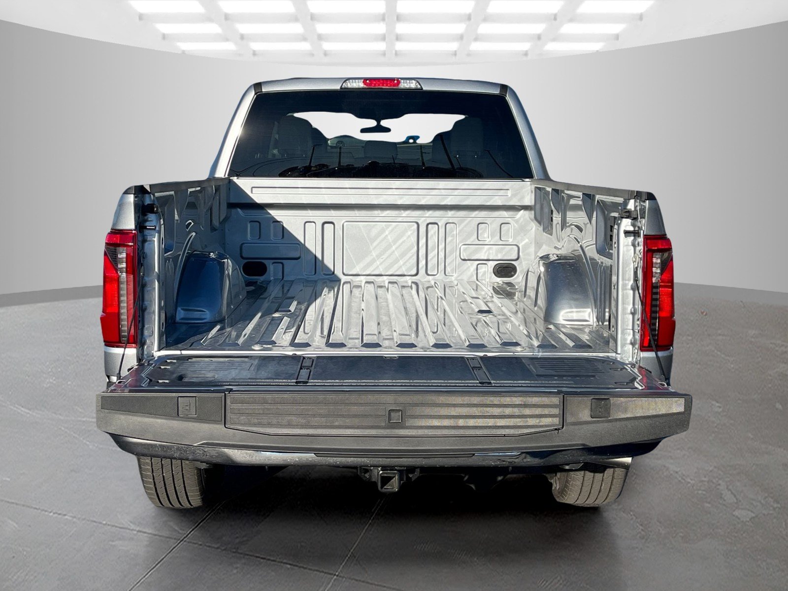 New 2026 Ford F150 XLT w/ XLT Chrome Appearance Package RWD image 6