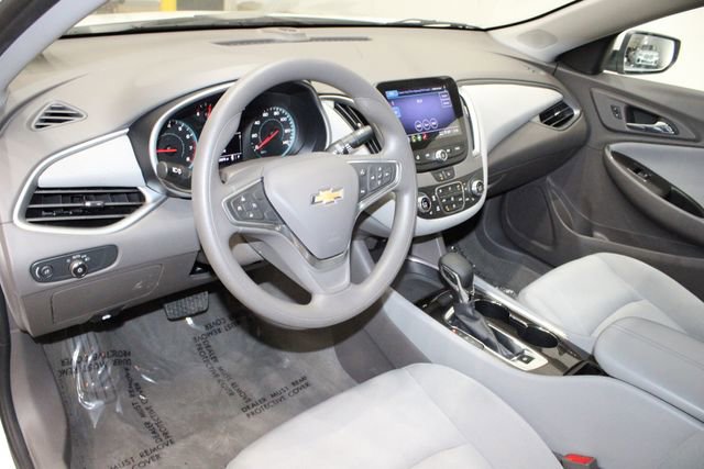 Used 2022 Chevrolet Malibu LT image 22