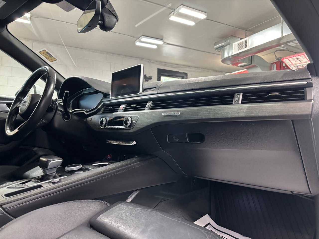 Used 2019 Audi A5 2.0T Premium Plus w/ Premium Plus image 14