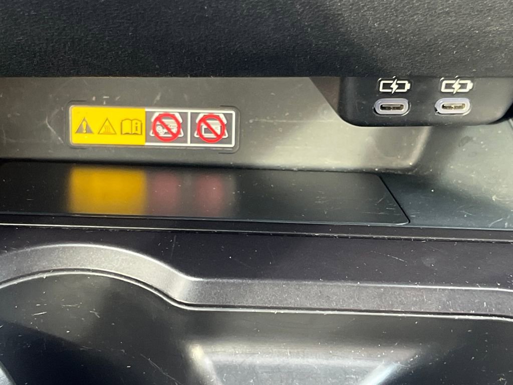 Used 2023 Lexus UX 250h AWD w/ Accessory Package (Z2) image 20