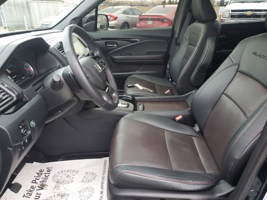 Used 2020 Honda Pilot Black Edition image 28