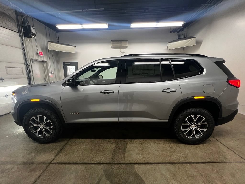 New 2026 GMC Acadia AT4 w/ Luxury Package AWD/4WD image 6