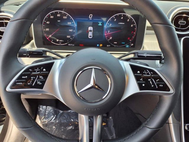 Used 2025 Mercedes-Benz C 300 4MATIC Sedan image 9