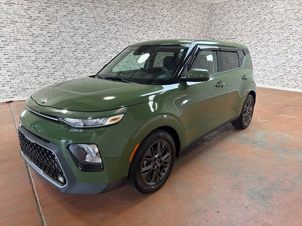 Used 2021 Kia Soul EX image 3