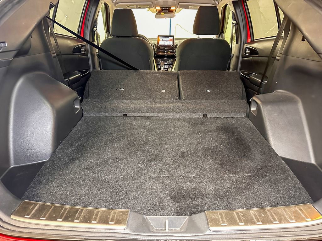 Used 2024 Mitsubishi Eclipse Cross AWD image 19