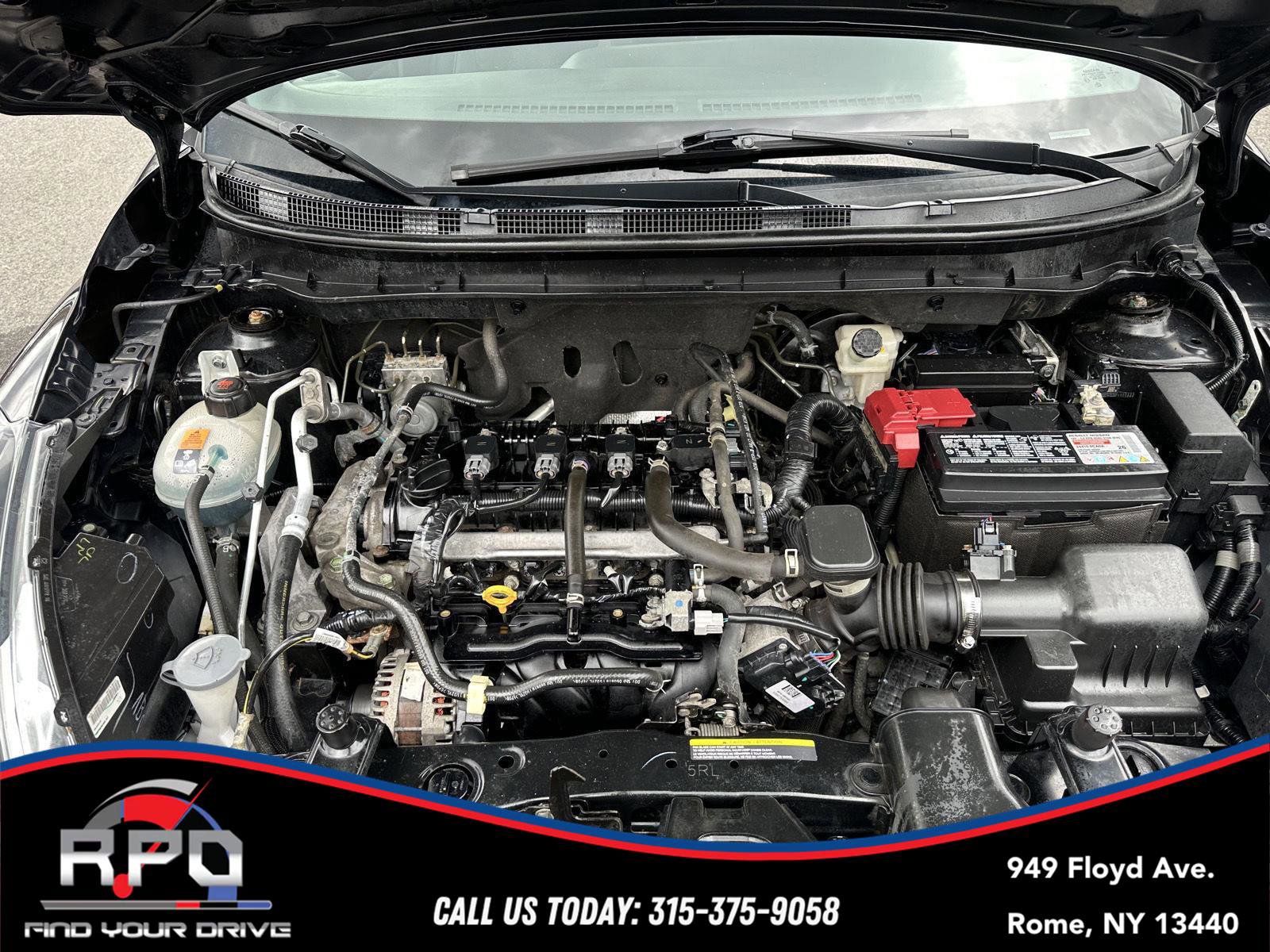 Used 2019 Nissan Kicks SV image 11