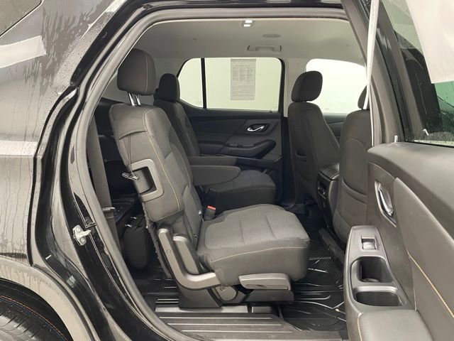 Used 2021 Chevrolet Traverse LT w/ LPO, Floor Liner Package image 16