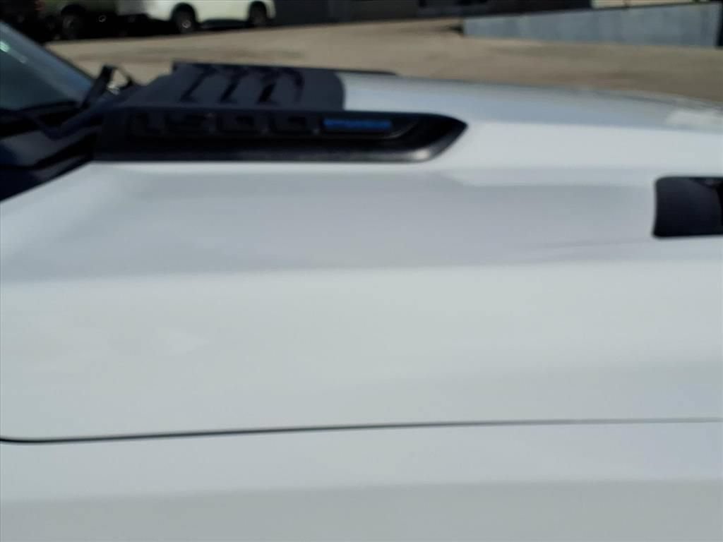 New 2026 RAM 1500 Laramie w/ Sport Appearance Package AWD/4WD image 8
