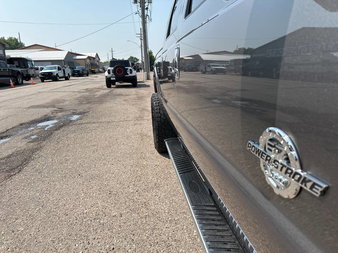 Used 2014 Ford F350 Lariat w/ Lariat Ultimate Package image 28