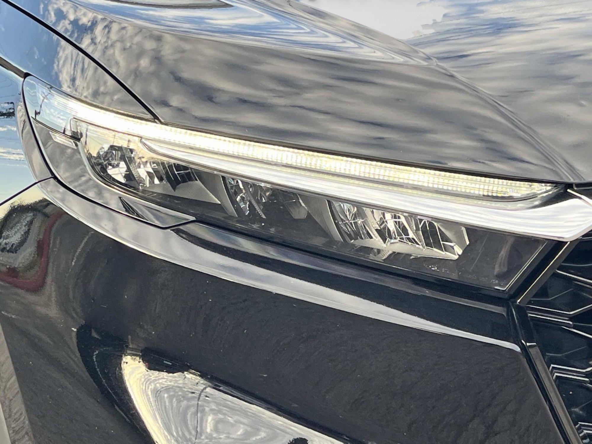 Used 2023 Honda CR-V EX-L image 9