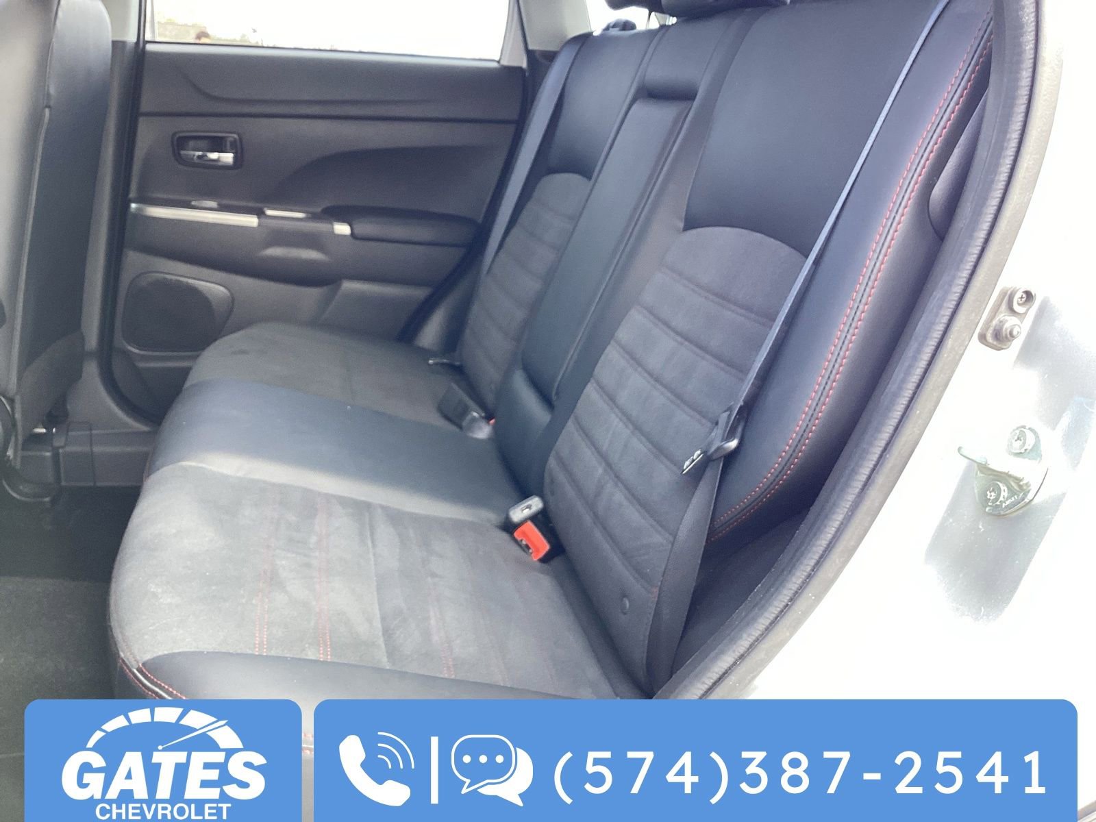 Used 2025 Mitsubishi Outlander Sport SE image 15