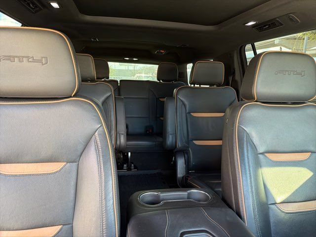 Used 2021 GMC Yukon XL AT4 w/ Technology Package AWD/4WD image 65