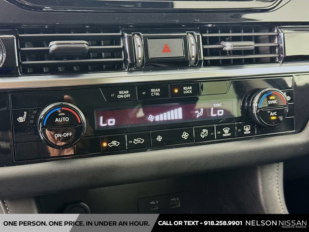 Used 2022 Nissan Pathfinder SV FWD image 15