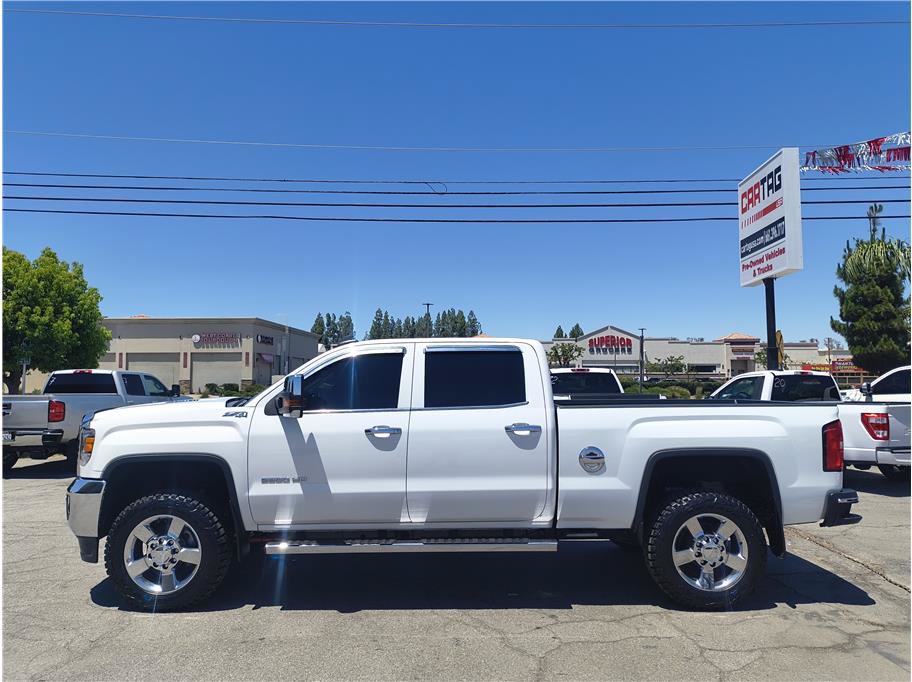 Used 2015 GMC Sierra 2500 SLT w/ Duramax Plus Package AWD/4WD image 12
