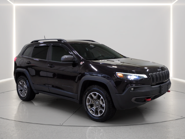 Used 2021 Jeep Cherokee Trailhawk w/ Sun, Sound & Nav Group AWD/4WD image 8