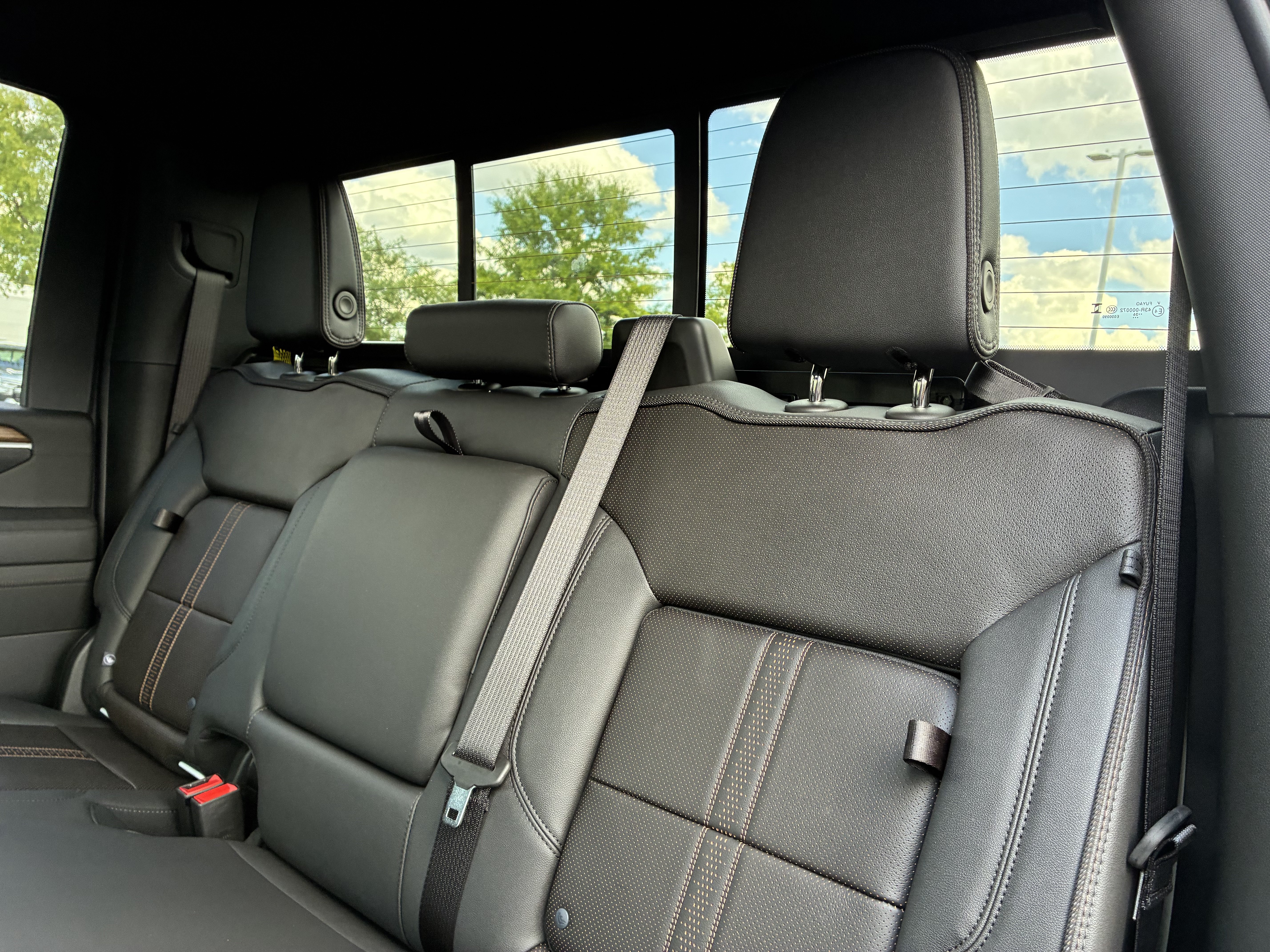 New 2026 Chevrolet Silverado 3500 High Country w/ High Country Premium Package AWD/4WD image 15