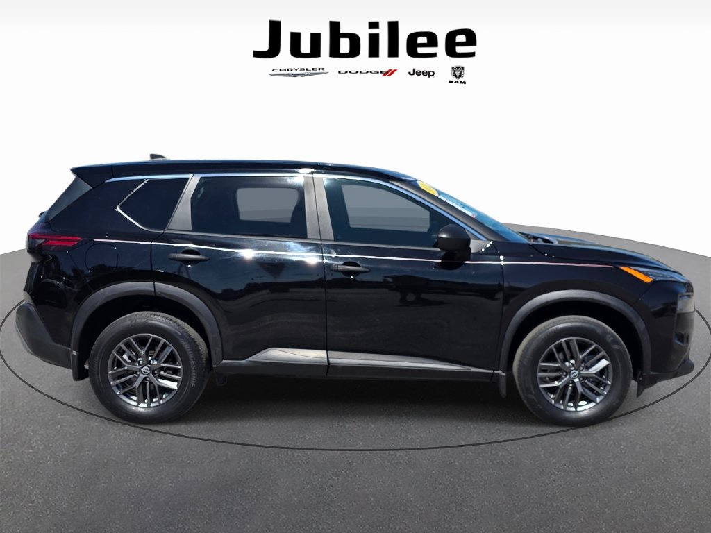 Used 2023 Nissan Rogue S FWD image 34