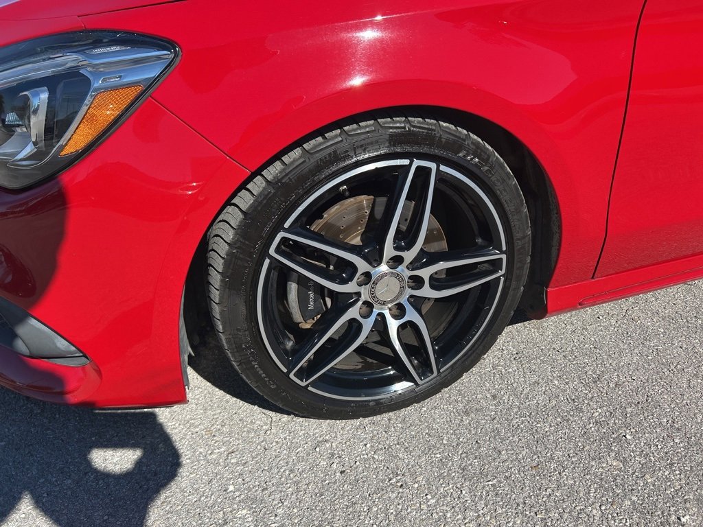 Used 2017 Mercedes-Benz CLA 250 4MATIC image 8