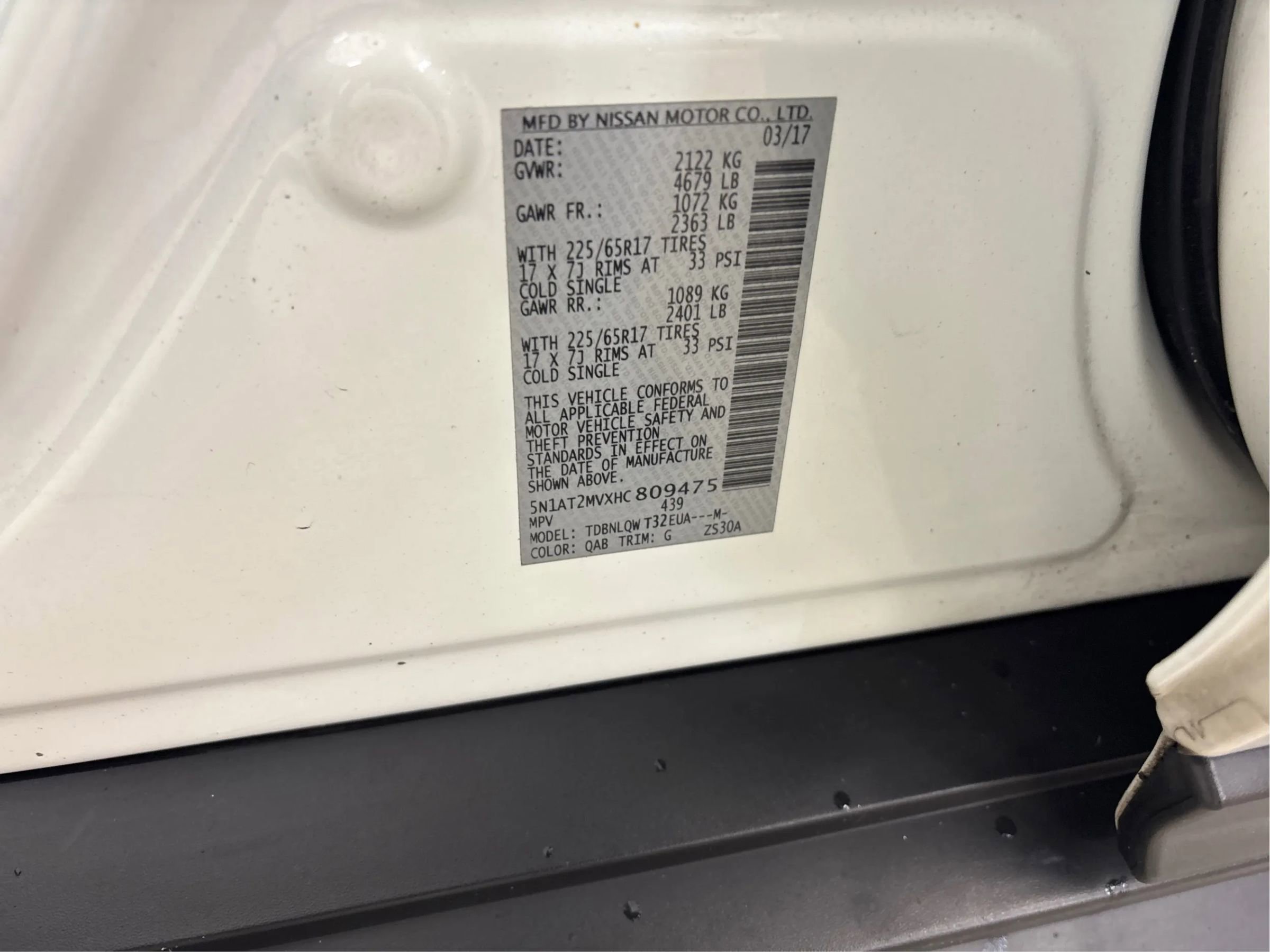 Used 2017 Nissan Rogue SV w/ Midnight Edition Package image 29