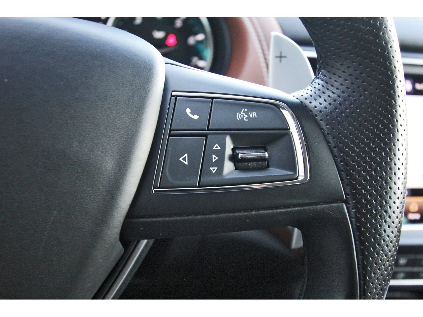 Used 2022 Maserati Levante Modena S AWD/4WD image 17
