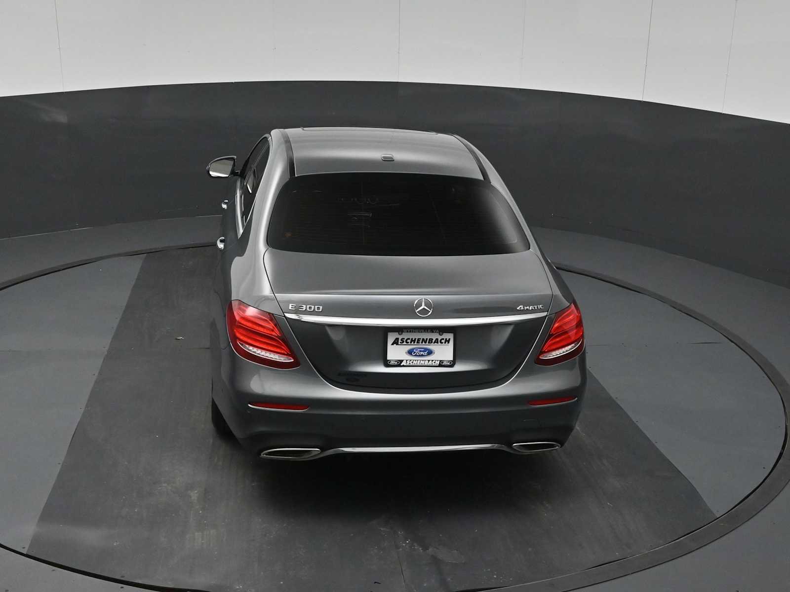 Used 2019 Mercedes-Benz E 300 4MATIC image 49