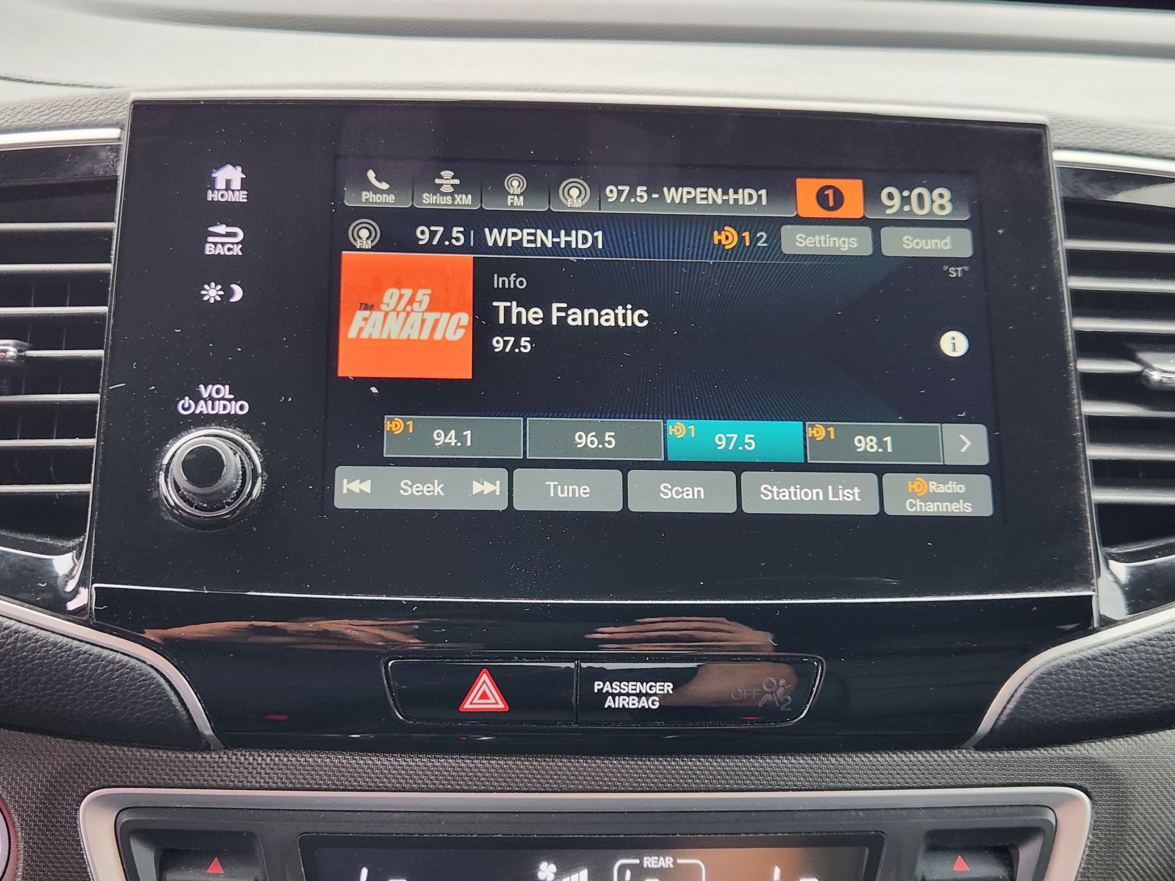 Certified 2023 Honda Passport TrailSport image 11