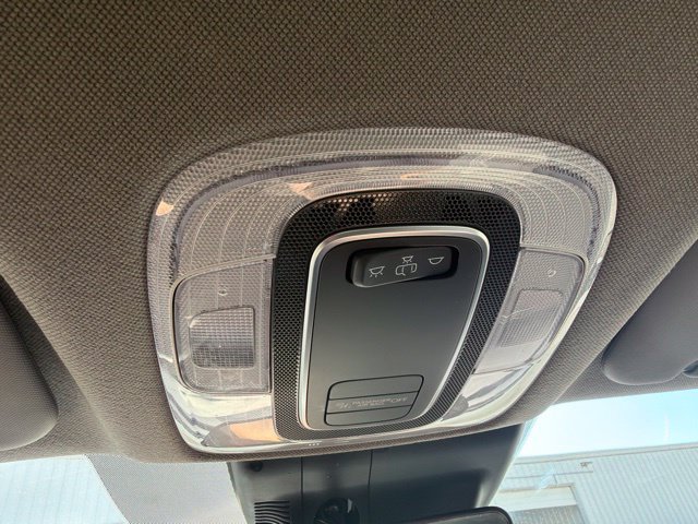 Used 2024 Hyundai Elantra SE FWD image 16