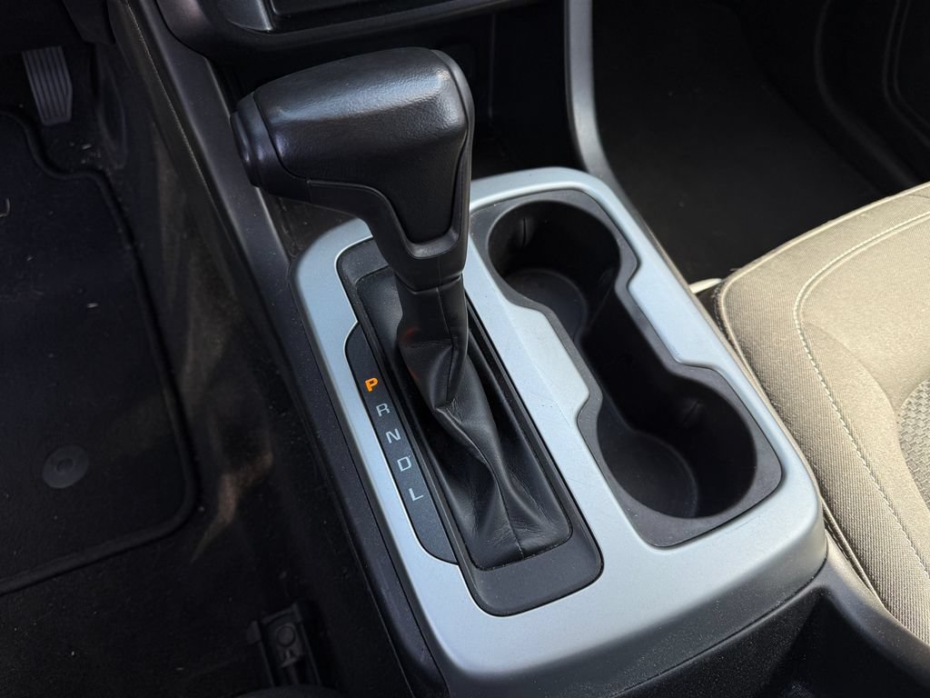 Used 2018 Chevrolet Colorado LT w/ LT Convenience Package RWD image 15