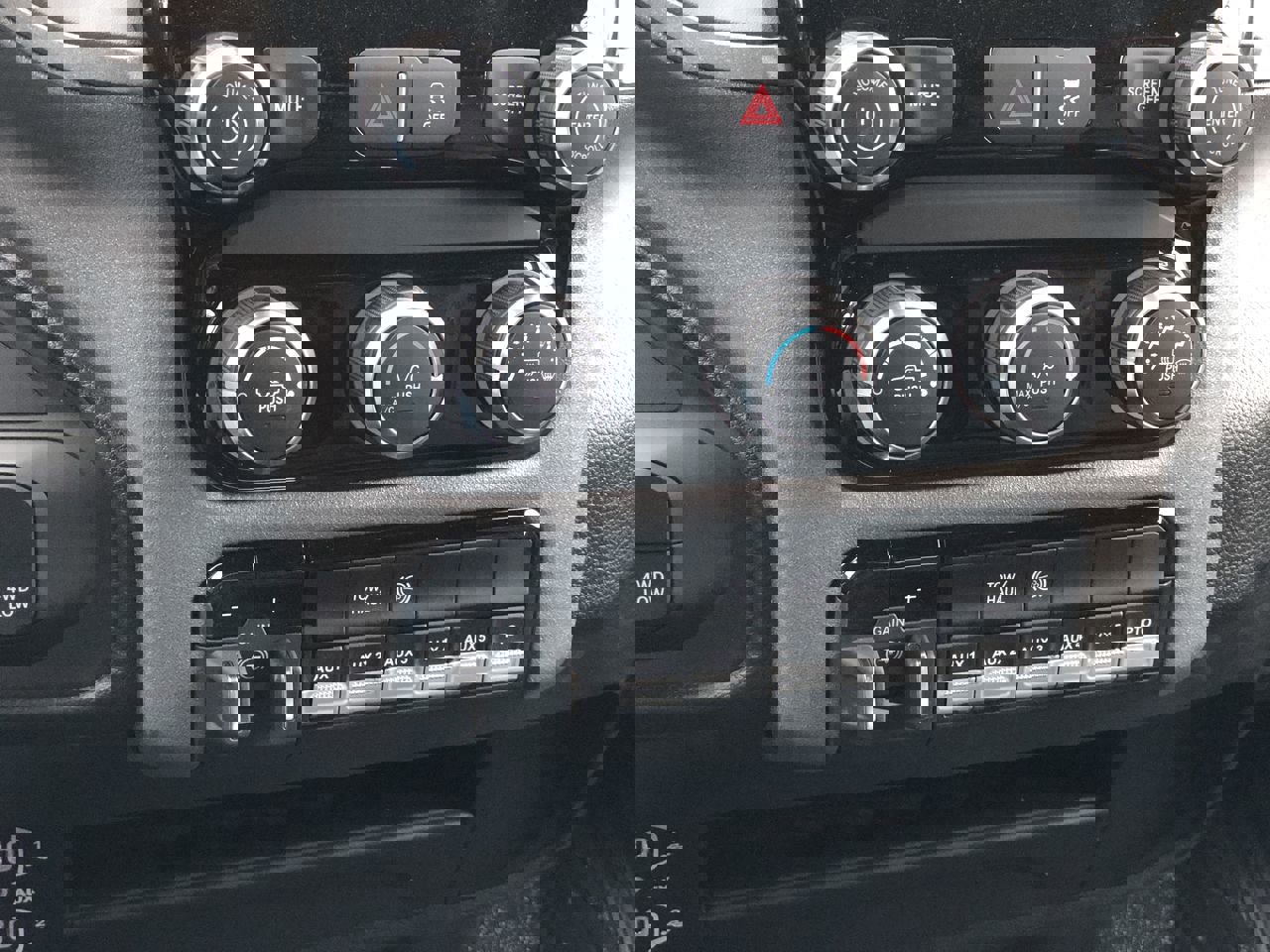 New 2026 RAM 3500 Tradesman w/ Chrome Appearance Group image 28