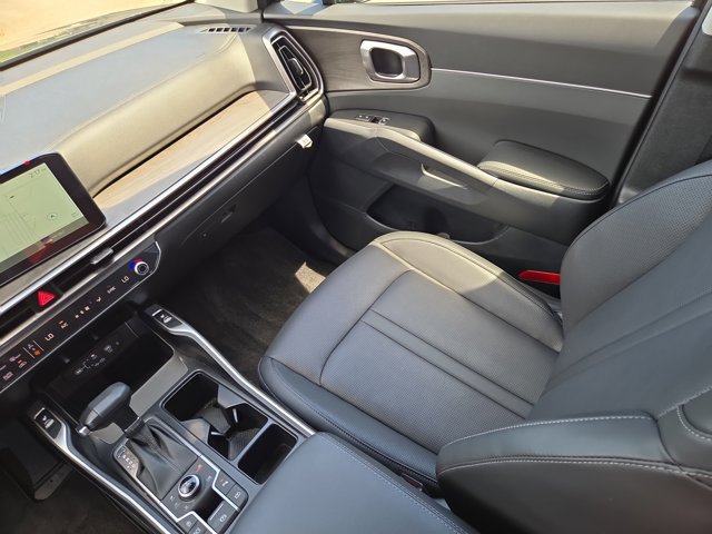 Certified 2025 Kia Sorento X-Line EX AWD/4WD image 32